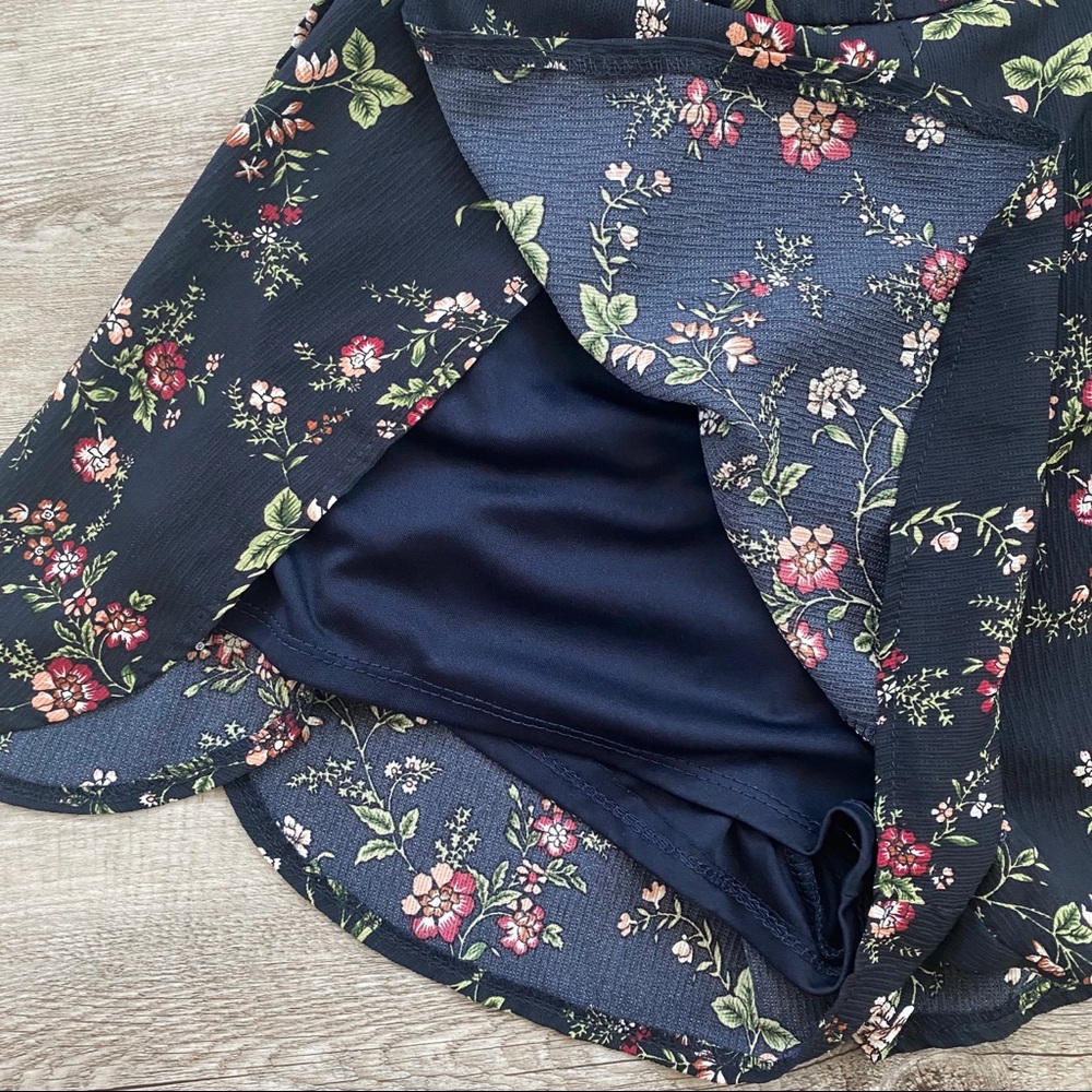 Romper - Picture 3 of 3